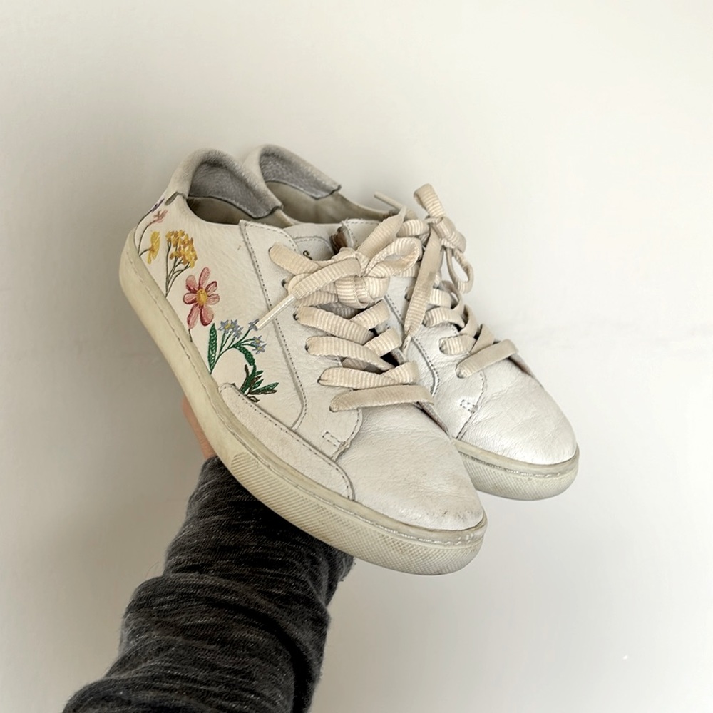 Soludos White Leather Sneakers Floral Size 7